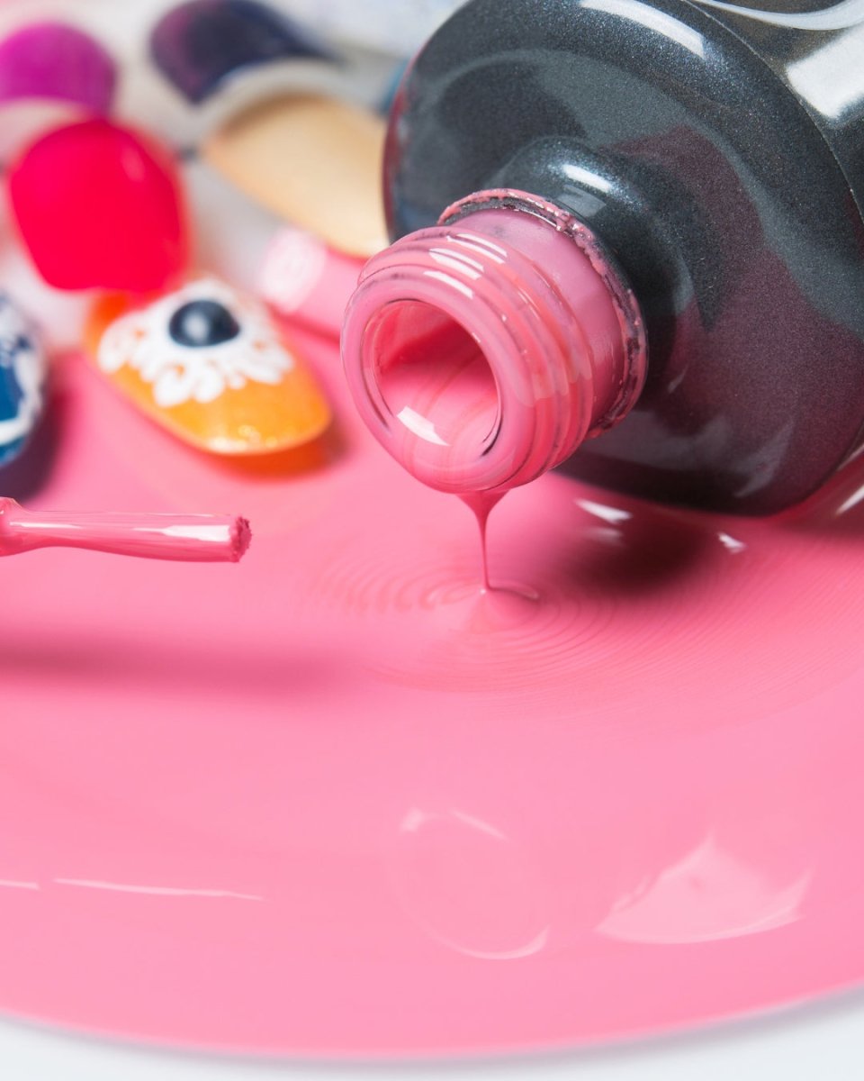 What is HEMA? On Nail Gel Polish - Hey Beautiful