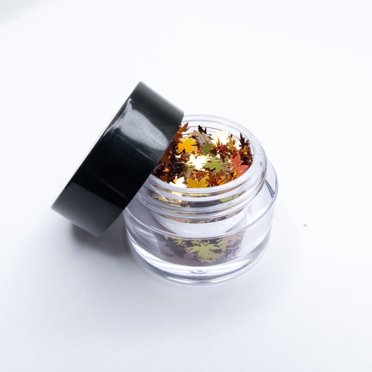 (1) Leafs - Hey Beautiful Nail Supplies