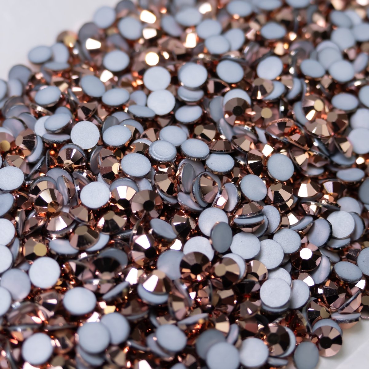 Crystal Capri Gold (Rose Gold)| Preciosa MAXIMA | Round Flatback | Non Hotfix - Hey Beautiful Nail Supplies