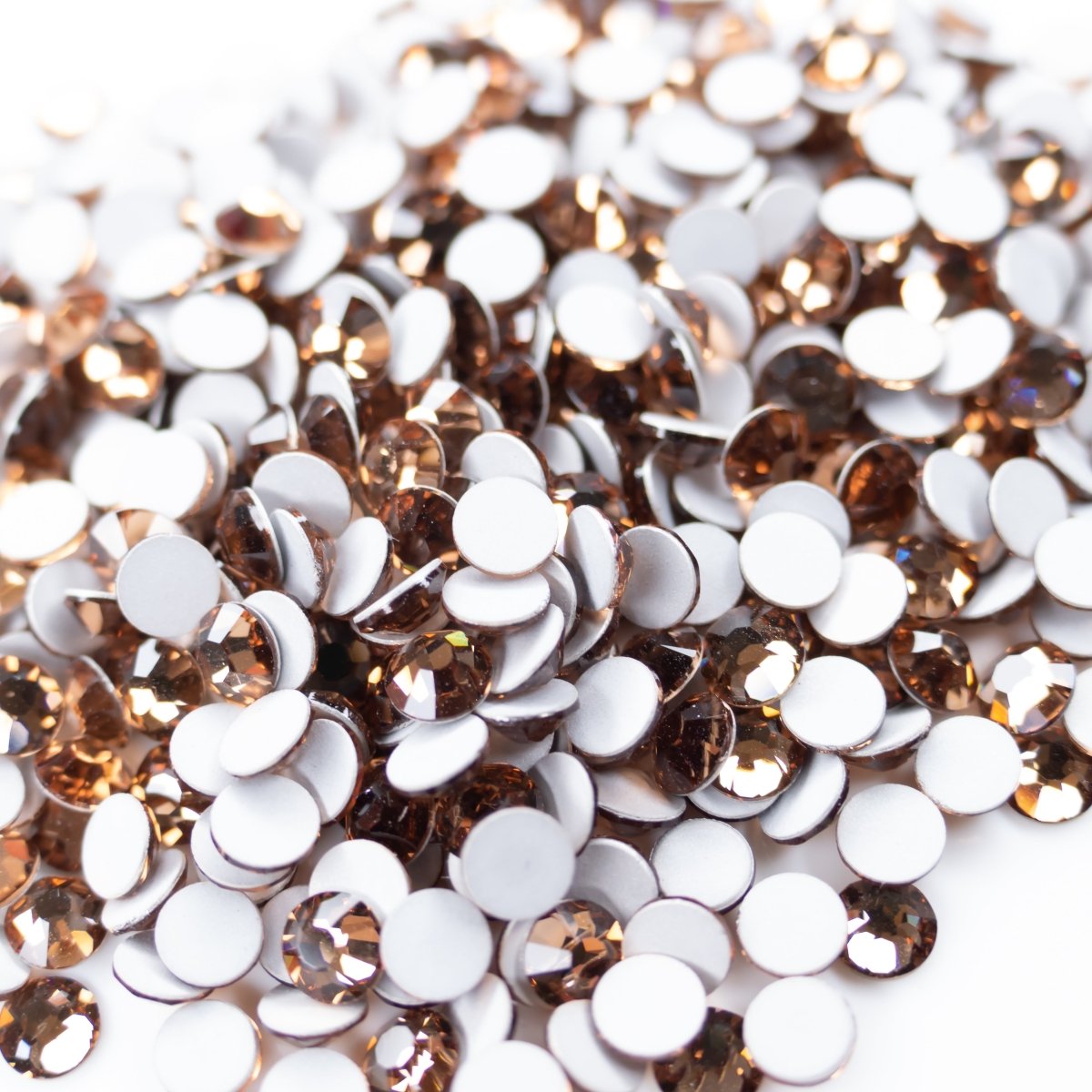 Light Smoked Topaz | Preciosa MAXIMA | Round Flatback | Non Hotfix - Hey Beautiful Nail Supplies