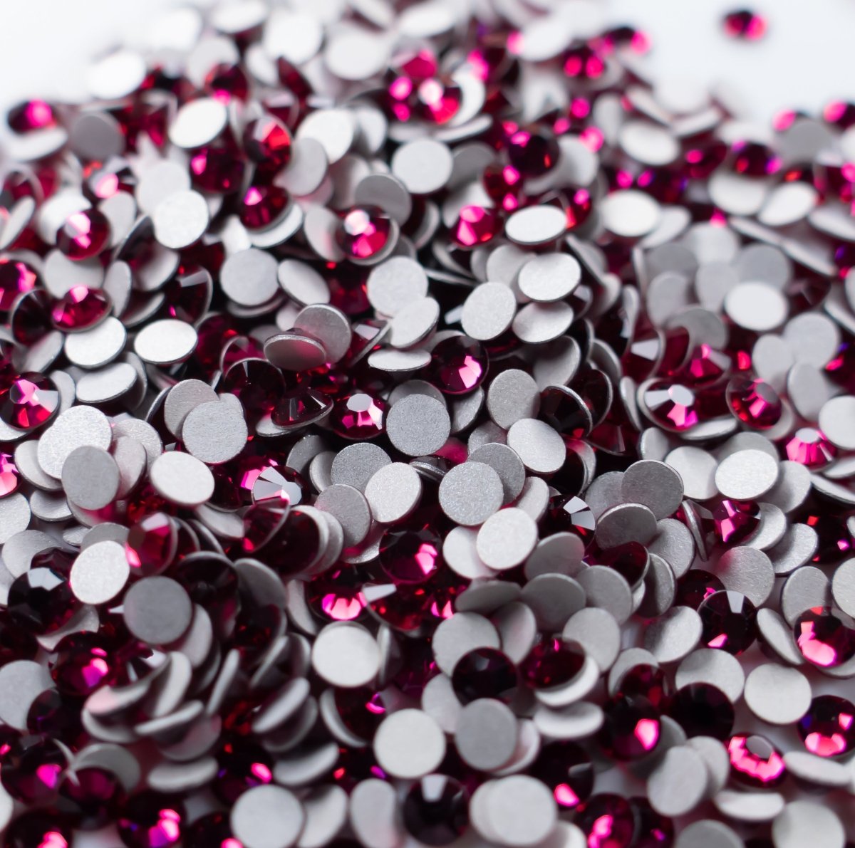 Ruby | Preciosa Maxima | Round Flatback | Non Hotfix - Hey Beautiful Nail Supplies