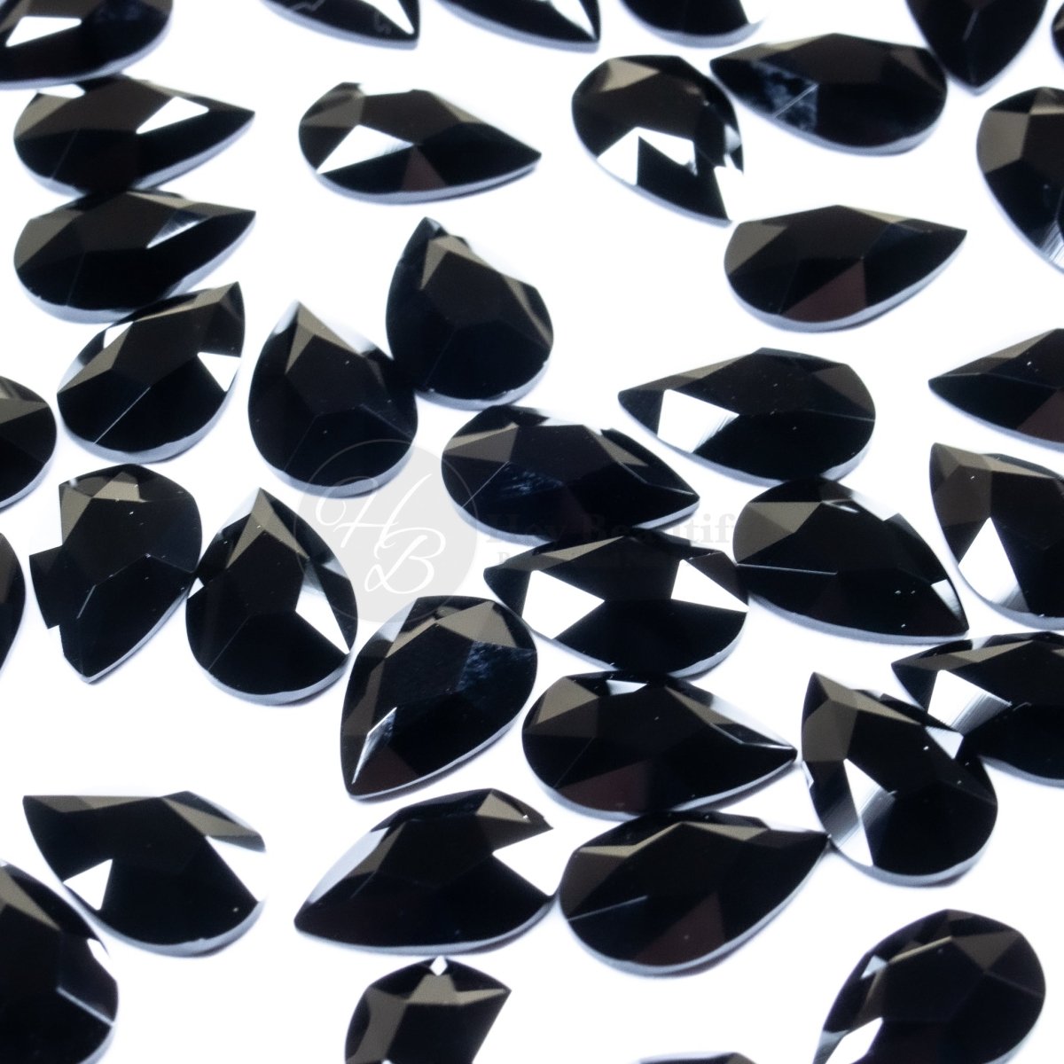 Pear | Jet UNFOILED | Serinity Rhinestones Non Hotfix - Hey Beautiful Nail Supplies