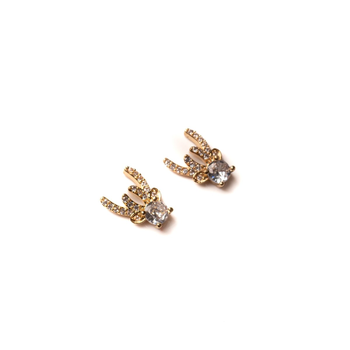 Reindeer Head w/ Crystal | Charms | #23 - Hey Beautiful Nail Supplies